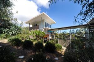 Oceanside 4 Bedrooms