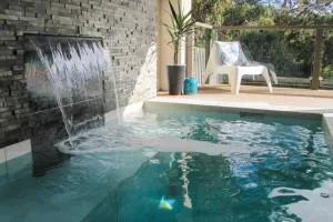 Arthouse Six - Witchcliffe