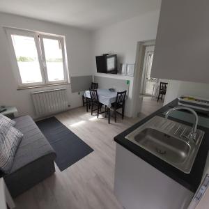 APARTMAJI V IZOLI BABIČ, Simonov zaliv