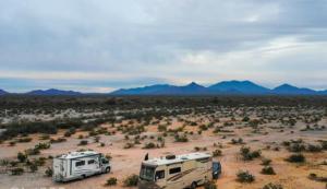 Dry Camping, Bring your own Camping Gear, RV or Mobile, close to sand dunes