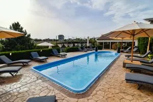 Pensiunea Alfa - 马马亚