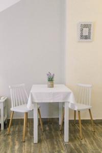 Theodora Rooms Poros-Island Greece