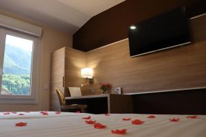 Hotels Hotel Restaurant Rose des Pyrenees : photos des chambres