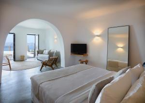 Melidonia Suites Santorini Greece