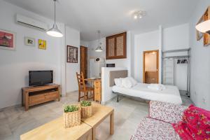 Doña Elvira Carreteria