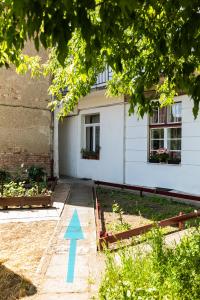 Colorful & Cozy Condo