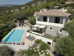 Villas Magnifique villa 12 personnes vue mer et piscine : photos des chambres