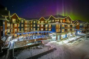 Blackstone Mountain Lodge by CLIQUE