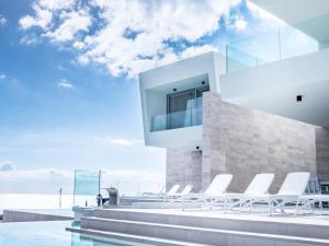 CHALET 95, Lujo y Piscina Infinity