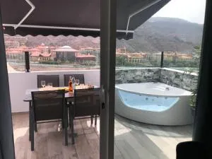 Harrys Atico Puerto de Mogan - La Playa de Veneguera