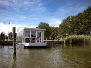 Houseboat uitzicht over veluwemeer, natuurlokatie, prachtige vergezichten