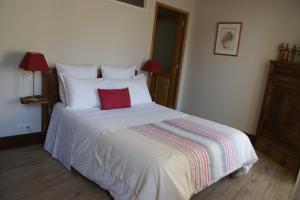 B&B / Chambres d'hotes Les FREJALS : Chambre Double