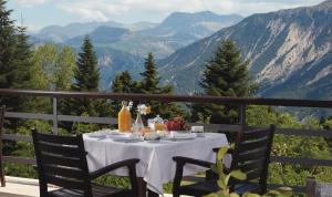 Orizontes Tzoumerkon Hotel Resort