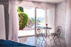 SunVilla with hot tub