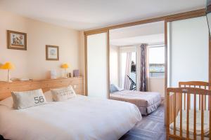 Hotels Hotel & Spa Du Parc Fetan : Chambre Familiale - Vue sur Mer