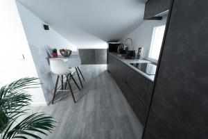 Buhardilla Comillas Beach Primera Línea de Playa, Wifi, Netflix