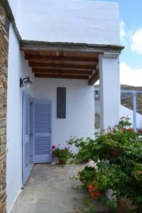 Ioanna Studios Tinos Greece