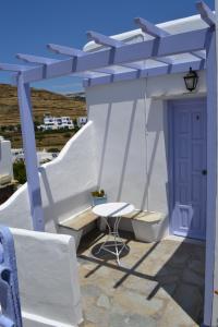 Ioanna Studios Tinos Greece