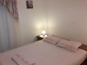 Elafonisos: Two storey house on the sea front Lakonia Greece