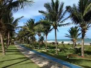 Apto Guarajuba Praia Condomínio Porto Smeralda-100 metros da Praia