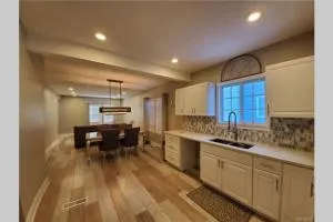 Luxury Private Home in the Heart of Niagara Falls - La Salle