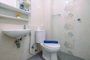 Modern and Comfort Stay @ Studio Pakubuwono Terrace Apartment By Travelio