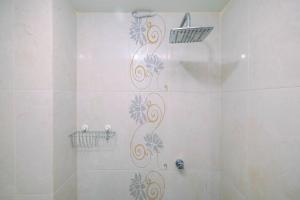 Modern and Comfort Stay @ Studio Pakubuwono Terrace Apartment By Travelio