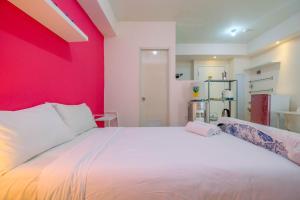 Modern and Comfort Stay @ Studio Pakubuwono Terrace Apartment By Travelio