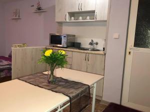 Comfy Studio Apartment by the Flower Market