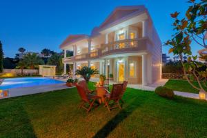 The Painters Luxurious villa