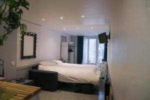 Appartements LE STUDIO - La Roquebrussanne : photos des chambres