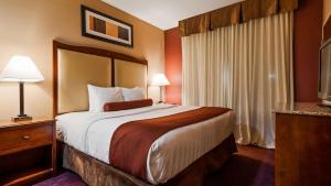 Best Western PLUS Hannaford Inn & Suites