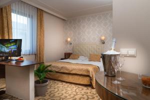 Apartment room in Golden Ball Club Wellness Hotel & Spa