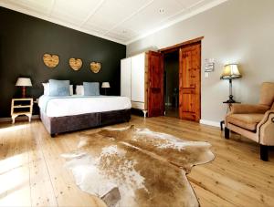 Two Fat Owls Guesthouse