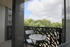 Appartement Ponthieu - HALA PARIS