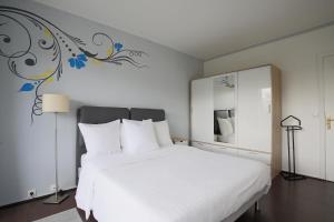 Appartement Ponthieu - HALA PARIS