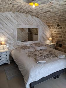 Maisons d'hotes Le Pressoir De La Deveze : photos des chambres