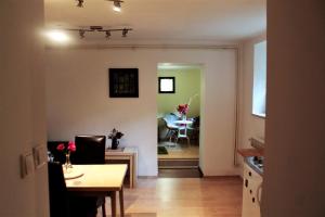 Nattache Studio Apartment Basment