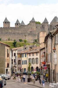 Maisons de vacances La Caponniere : photos des chambres