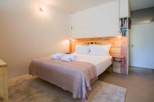 Vitória over the roofs II