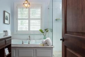 Port dHiver Bed and Breakfast