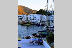 Yacht Front Studio - No 4