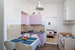 Apartment in centre with huge terace