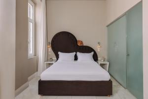 5 Hermoupolis Concept Sites Syros Greece