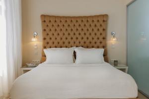 5 Hermoupolis Concept Sites Syros Greece