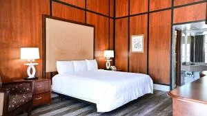 OAKS MOTEL GREENSBORO NC - McLeansville