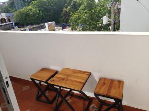 A una calle del ado 5ta avenida