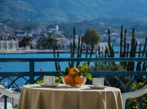 Drossinos Studios - 3hvězdičkové hotely ve městě Poros