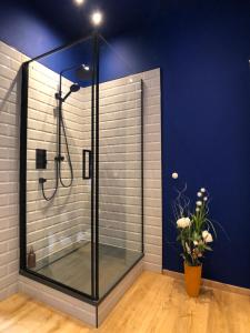 B OUR GUEST at NEW Vintage Chic Apartment