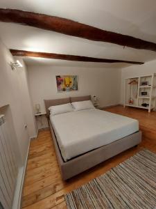 Mar Home